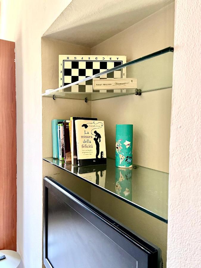 Appartamento In Centro Storico "La Casa Di Cri" Asti Ngoại thất bức ảnh